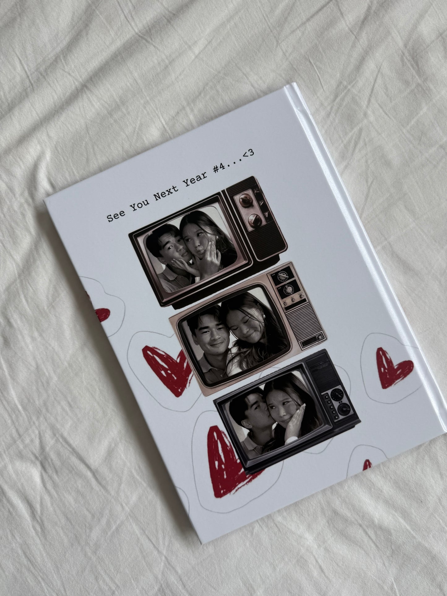 3rd Anniversary Couple TEMPLATE (30 pages)